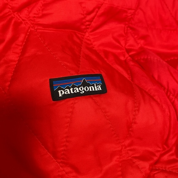 Patagonia Girls XL 14 Nano Puff Jacket Hot Pink EUC Fits Women’s XS ski warm - Picture 8 of 9